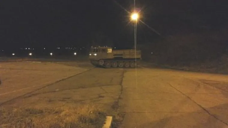 Poduzetnik provozao oklopno vozilo po Novom Sadu!