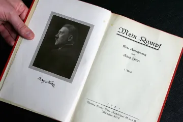 Za 65.000 dolara kupio 'Mein Kampf' s Hitlerovim potpisom