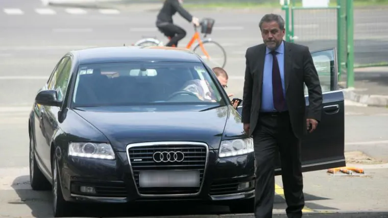 Bandić ipak ne može kočijom na posao