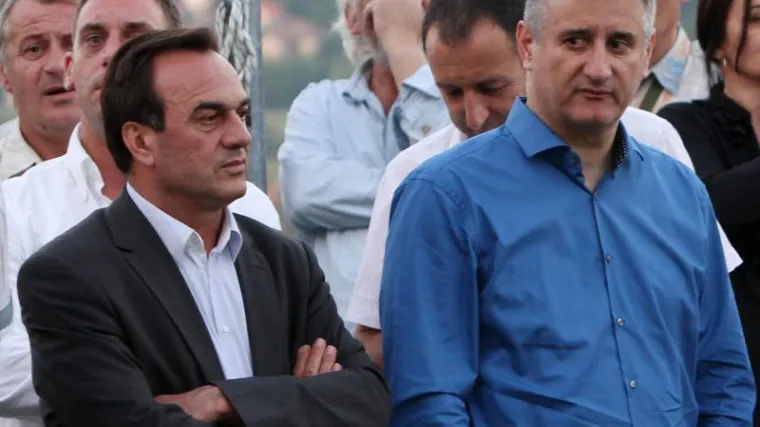 'Je li mi neugodno? Zbog takvih pitanja vama treba biti neugodno!'