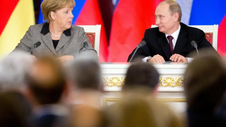 Merkel u emotivnom govoru poslala o&scaron;tru poruku Putinu!