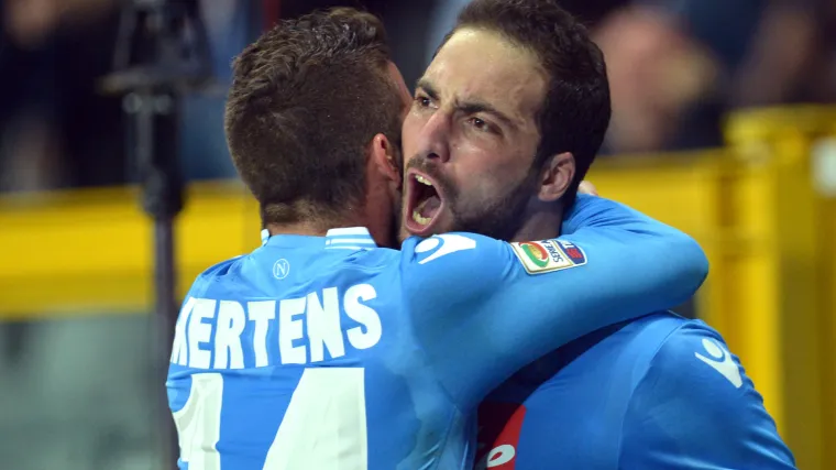 Higuain spasio Napoli u 90. minuti, Totti predvodio Romu