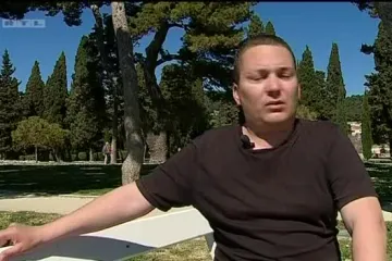 Instant uspjeh doveo mu je brojne poroke!