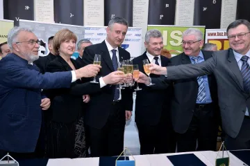 'Koalicija mora donijeti pobjedu protiv diktature u režiji ove Vlade'