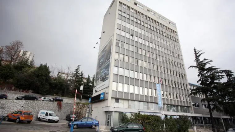 Policija upala u Novi list, sumnja se na zloporabu ovlaštenja