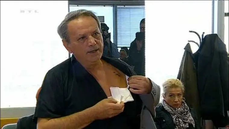 Ovaj nastup Željka Sabe oporba nazvala striptizom