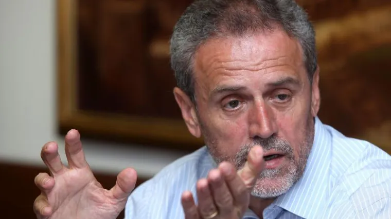 Bandić: Voda neće poskupjeti! Holding: Voda poskupljuje!