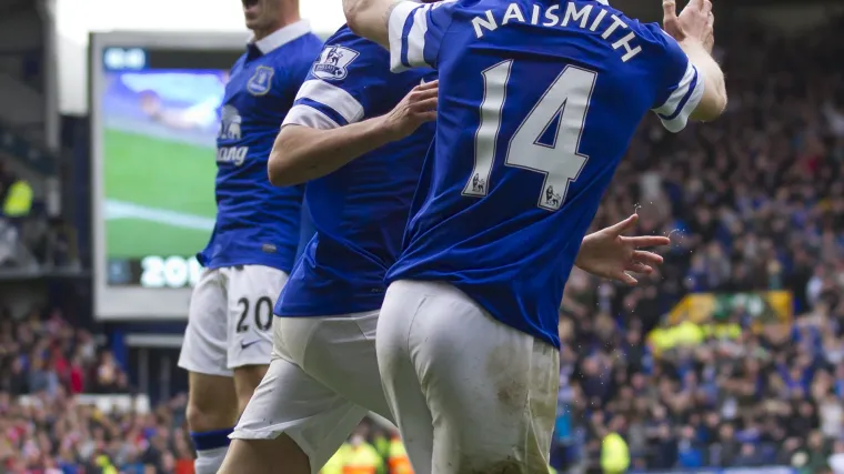 Everton deklasirao Arsenal u utrci za naslov