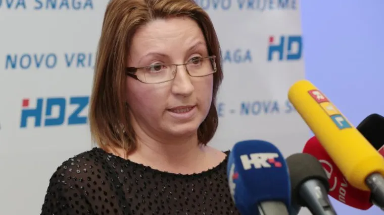 'Vlada svojim neradom i neznanjem vodi Hrvatsku u bankrot'