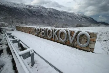 Snijeg usred travnja: Na Biokovu šest centimetara snijega