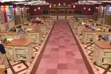 Kome će se smračiti od komentara žirija