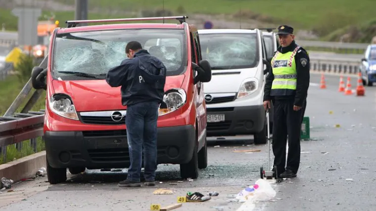 Krvavi okr&scaron;aj Torcide i BBB-a na A1!