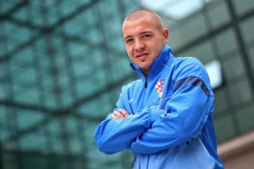 Aston Villa želi Radoševića, da ne grije klupu za pričuve