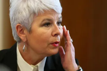 Kosor ismijala Karamarka: 'Tko ne lajka, jadna mu majka!'