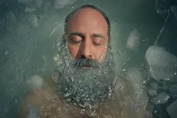 Sulejman šest sati proveo u kadi punoj leda!