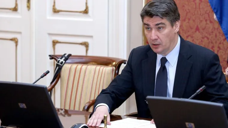 'Dok sam ja predsjednik ove Vlade, odgovarat će se meni, a ne medijima!'