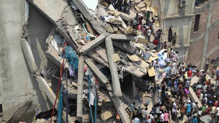 Uru&scaron;io se zid u tvornici, poginulo 18 radnika!