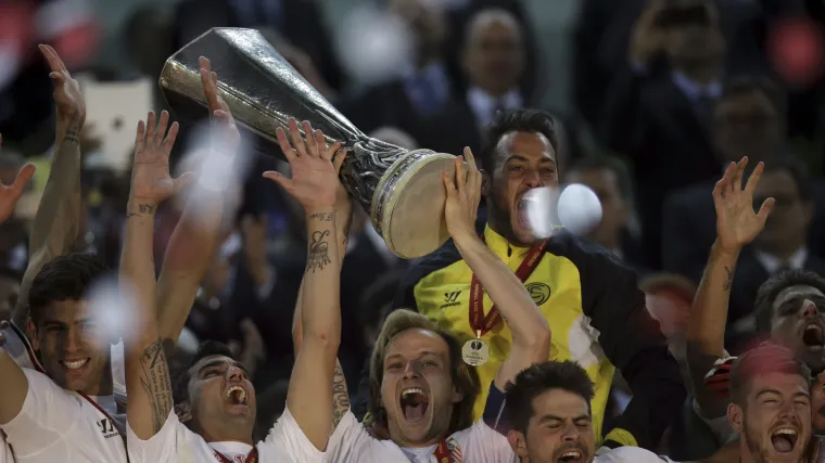 Sjajni Ivan Rakitić i suigrači osvojili europski naslov!