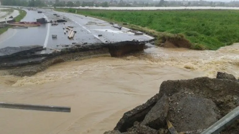 Poplave u Srbiji odnijele su najmanje pet života!