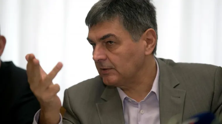 USKOK istražuje osječkog župana zbog zloporabe položaja i ovlasti