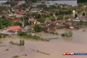 Gunja u potpunosti odsječena, gotovo svih pet tisuća ljudi evakuirano