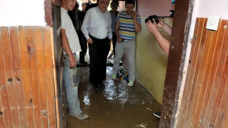 'Najvažnije je sačuvati domove i sanirati &scaron;tete'