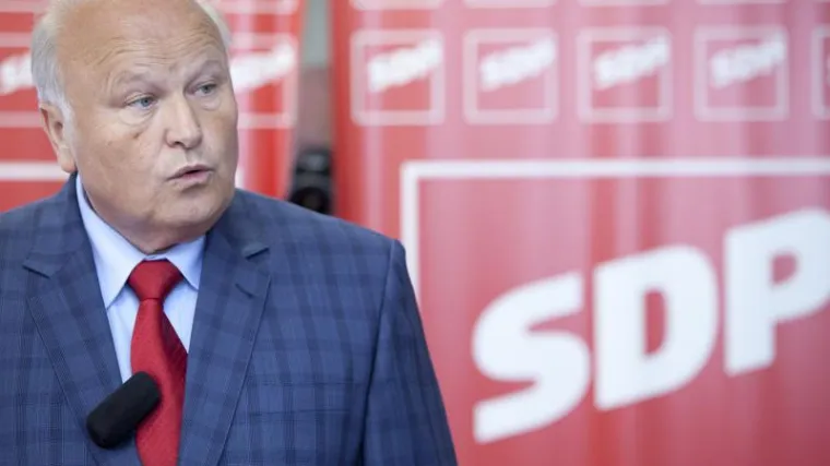 'Vjerujem da me Milanović smijenio kako bi za&scaron;titio obitelj i prijatelje'