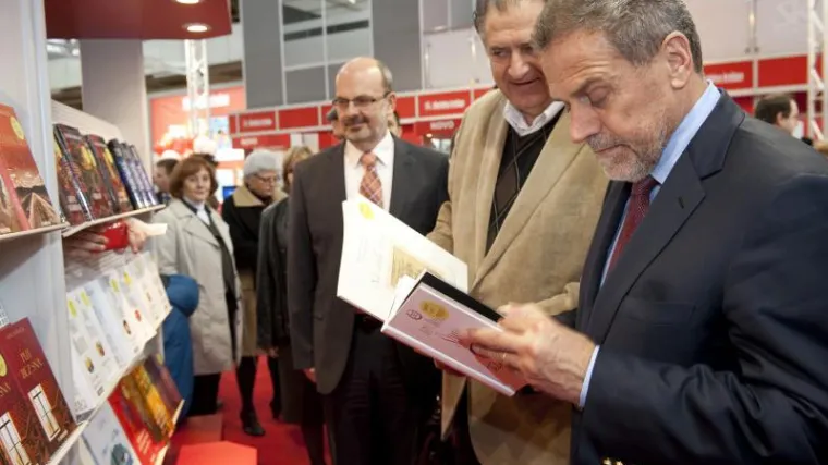 Bandić obećao besplatne udžbenike za srednjoškolce