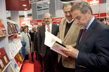 Bandić obećao besplatne udžbenike za srednjoškolce