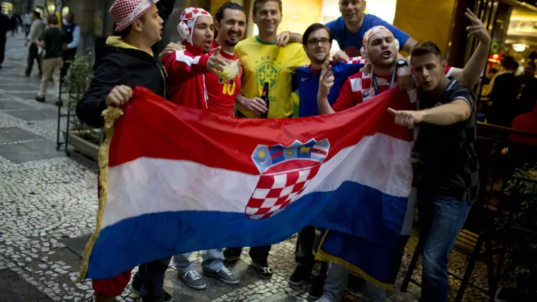 Vatreno ludilo počinje: &Scaron;aljite nam svoje navijačke slike i videa!