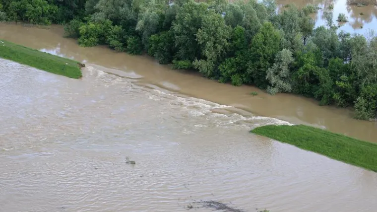 Povjerenstvo obi&scaron;lo nasip: 'Nama nije cilj ni&scaron;ta zata&scaron;kati'