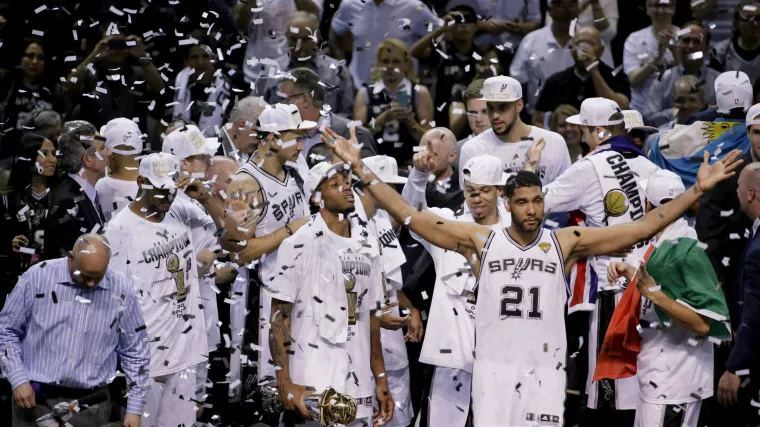 San Antonio deklasirao Miami i osvojio peti naslov, Leonard MVP