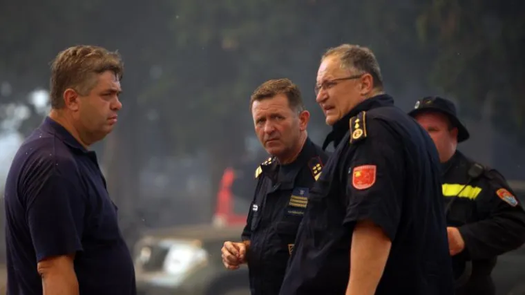 Šef makarskih vatrogasaca osumnjičen za zlouporabu položaja