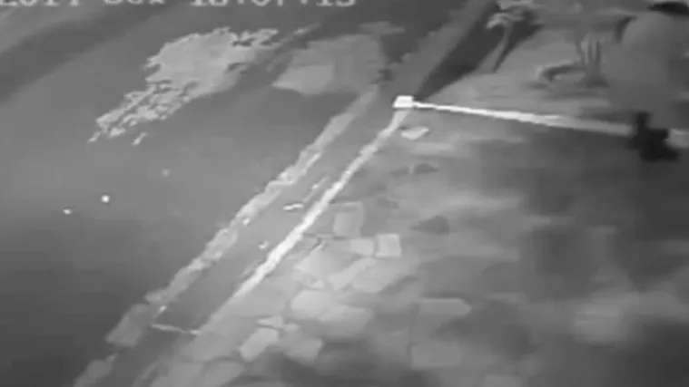 Ostavila tek rođeno dijete na ulici i pobjegla