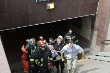 Nesreća u metrou: Iskočilo nekoliko vagona, poginulo 19 osoba!