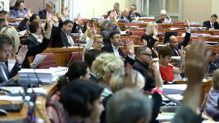 Hrvatska dobila Zakon o životnom partnerstvu osoba istog spola