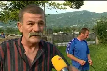 Pas i magarac koji ne mogu jedno bez drugog