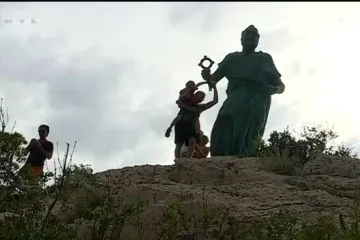 Zaključajte ljubav u Makarskoj i osigurajte njenu vječnost