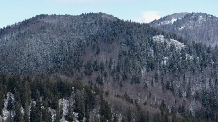 Nesmotreni turisti u ljetnoj odjeći i bez opreme krenuli na Velebit
