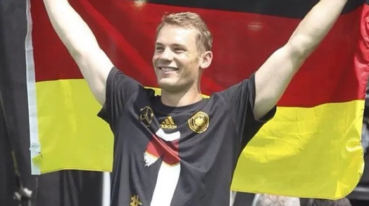 Njegov drugi naslov: Neuer igrač godine u Njemačkoj