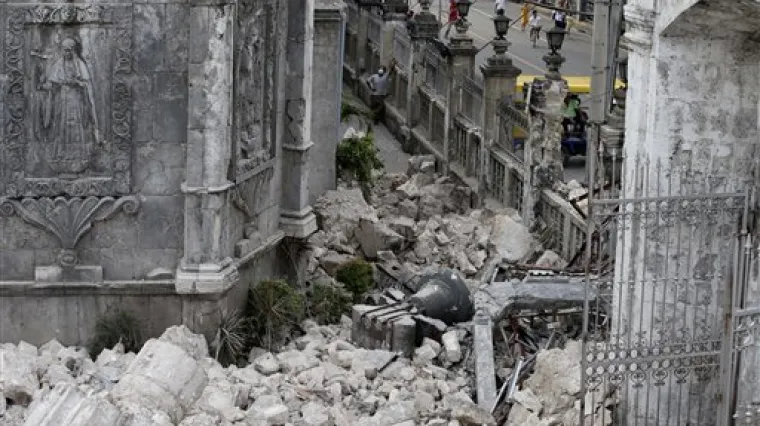 Snažan potres pogodio Iran, velik broj ozlijeđenih