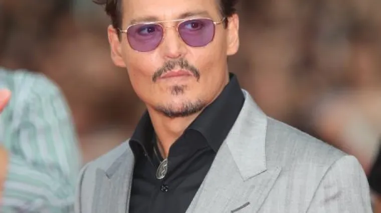 Johnny Depp sa kćerima u novoj akcijskoj avanturi