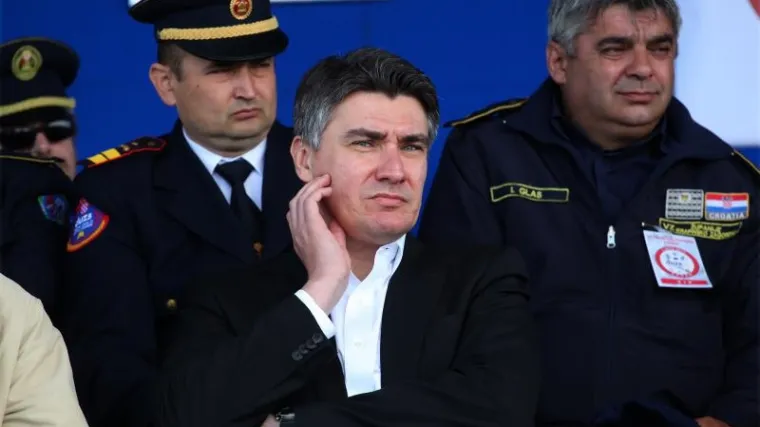 'Oružje smo darovali SAD-u, nije za Kurde'