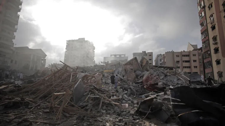 Izraelci raketom sravnili zgradu od 13 katova u Gazi!