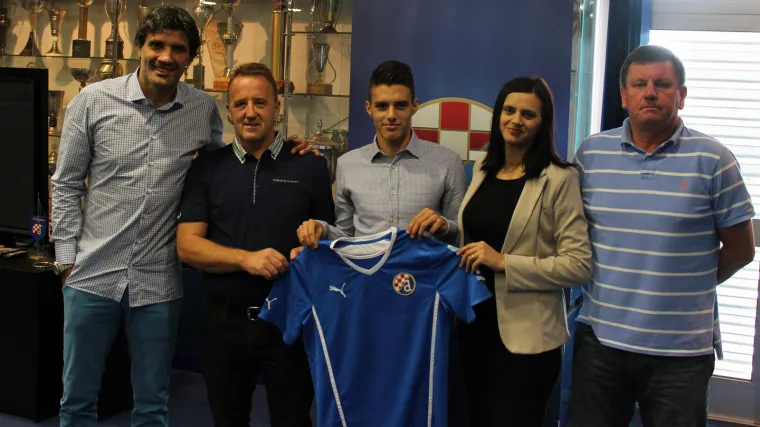 Jedan od najtalentiranijih 16-godi&scaron;njaka vjeran Dinamu!