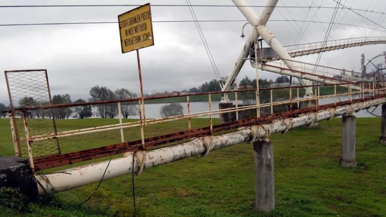 Krao iz naftovoda gazolin i izazvao opasnost za život!