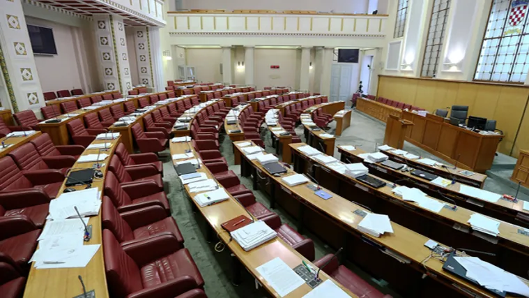 Žele raspustiti Sabor i izabrati Vladu nacionalnog spasa