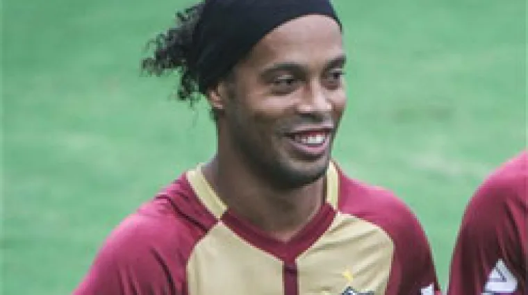 Ronaldinho dobio ponudu kluba iz 6. engleske lige?