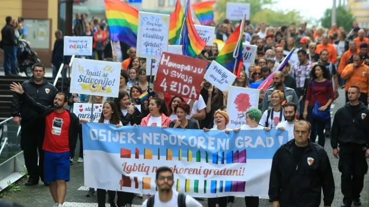 Prva Povorka ponosa u Osijeku prošla bez ikakvih incidenata