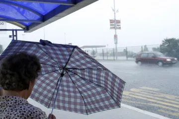 Kiša u Splitu potopila ulice, kuće, dvorane, pa čak i banku!